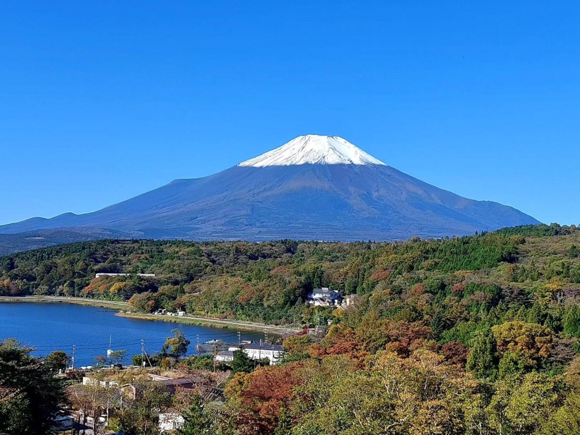 Rokumeikan Hills Yamanakako Bagian luar foto