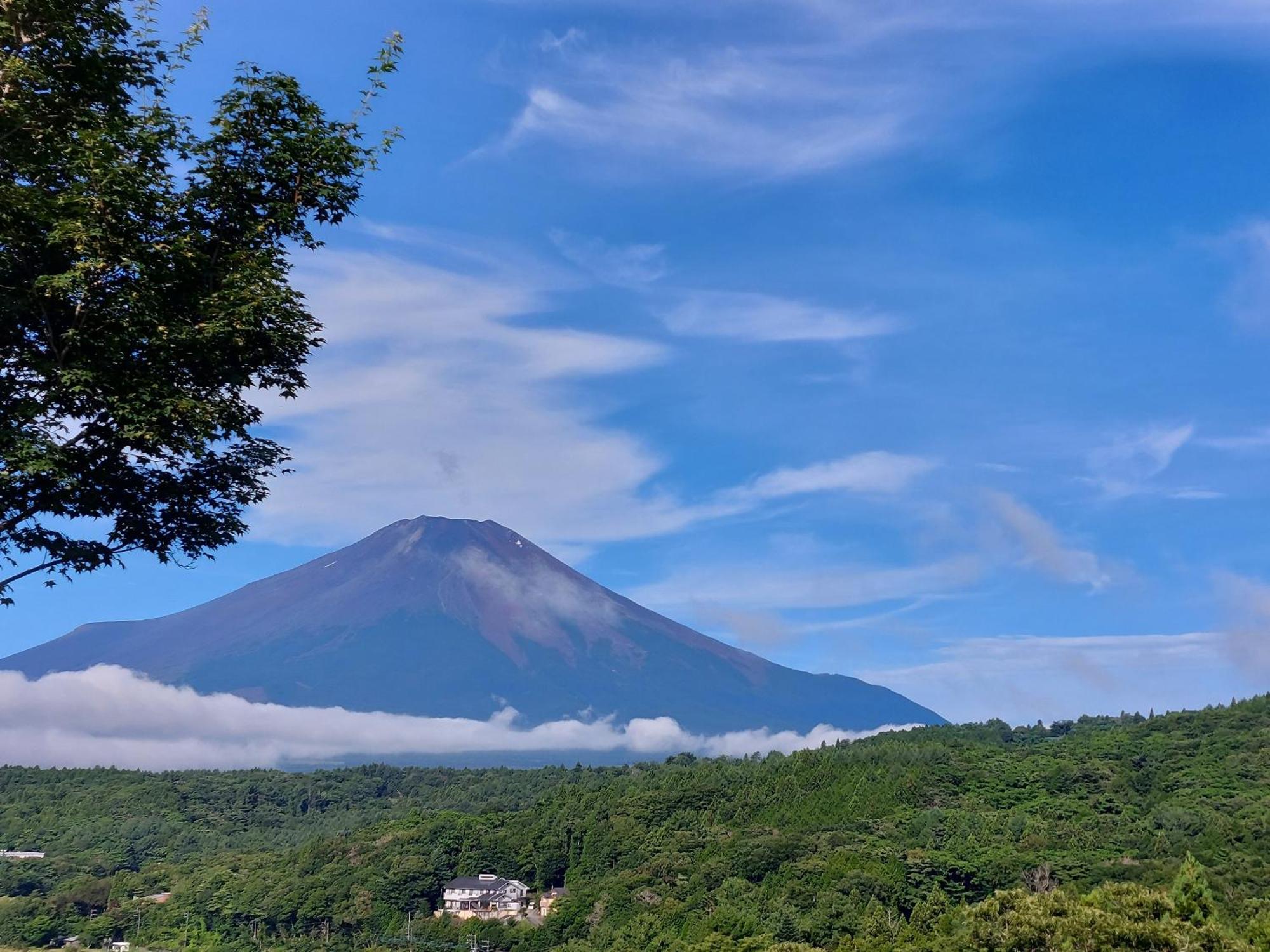 Rokumeikan Hills Yamanakako Bagian luar foto