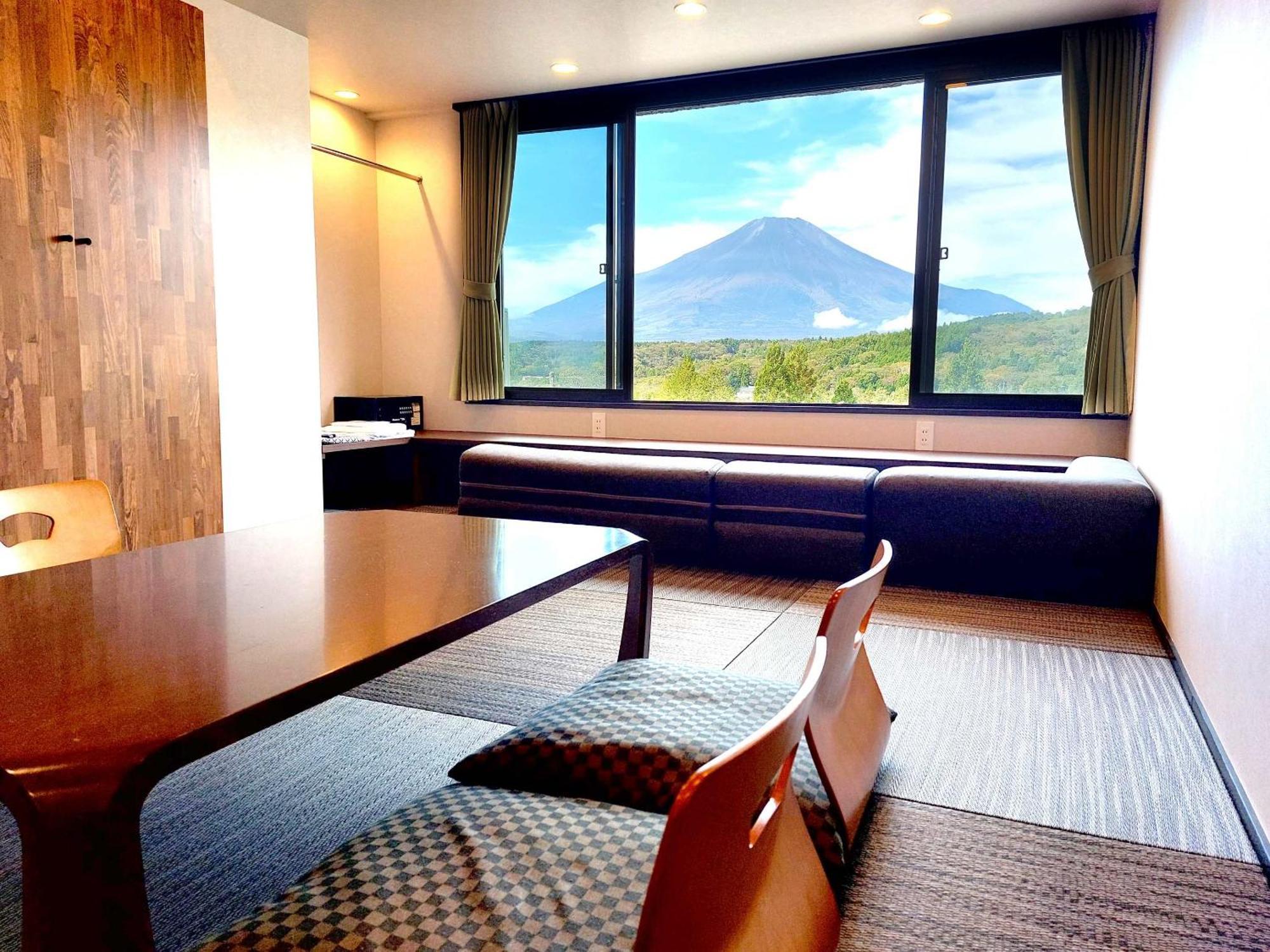 Rokumeikan Hills Yamanakako Bagian luar foto