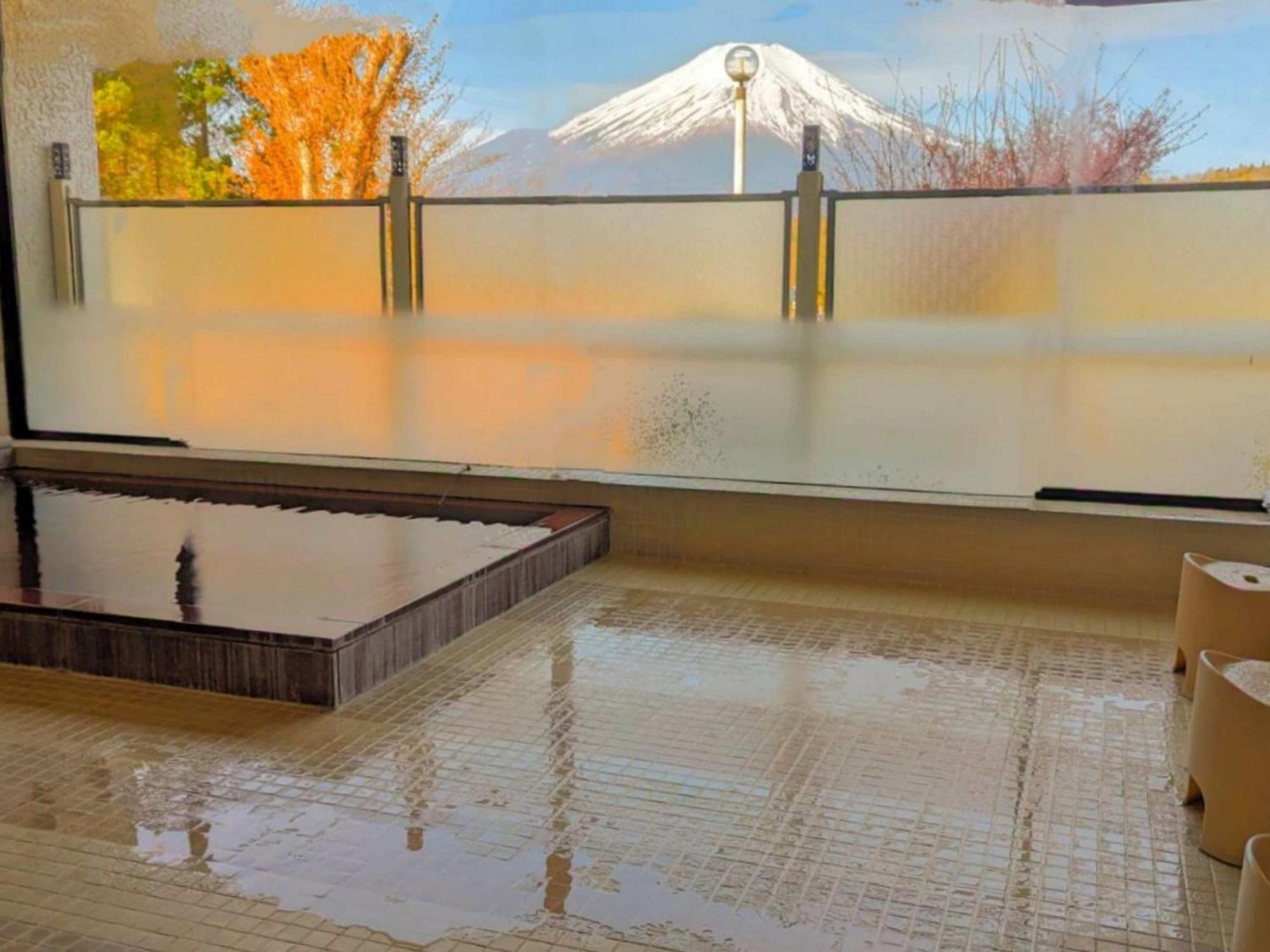 Rokumeikan Hills Yamanakako Bagian luar foto