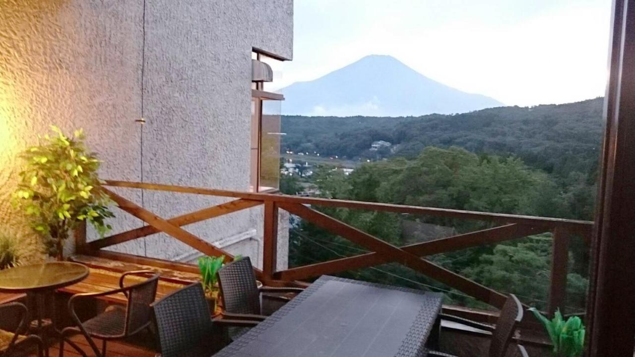 Rokumeikan Hills Yamanakako Bagian luar foto