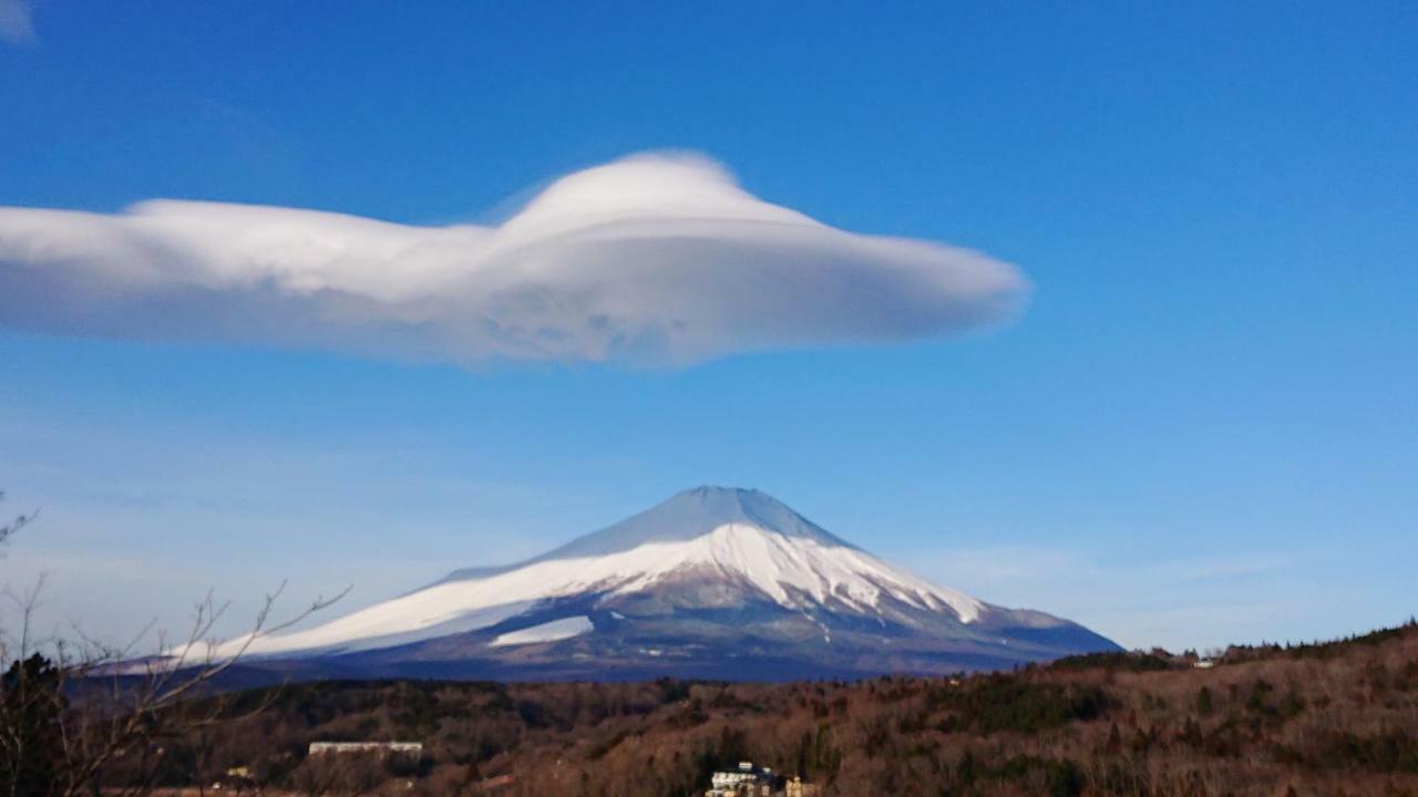 Rokumeikan Hills Yamanakako Bagian luar foto